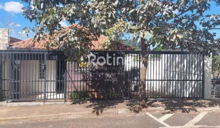 Casa Comercial para alugar, 1 quarto, Lídice - Uberlândia/MG - Rotina Imobiliária