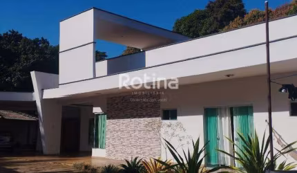 Casa para alugar, 3 quartos, Mansões Aeroporto - Uberlândia/MG - Rotina Imobiliária
