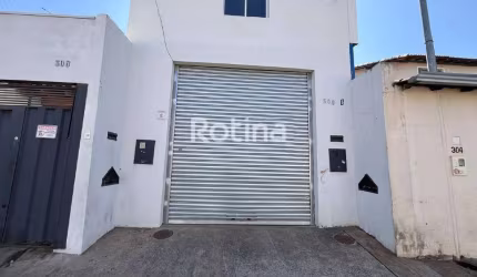 Galpão para alugar, 2 quartos, Luizote de Freitas - Uberlândia/MG - Rotina Imobiliária