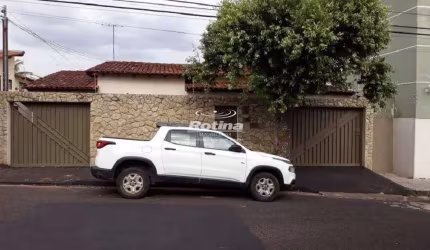 Casa para alugar, 4 quartos, Brasil - Uberlândia/MG - Rotina Imobiliária