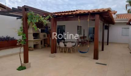 Casa para alugar, 3 quartos, Jardim Karaíba - Uberlândia/MG - Rotina Imobiliária