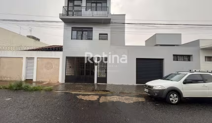 Casa para alugar, 3 quartos, Nossa Senhora Aparecida - Uberlândia/MG - Rotina Imobiliária