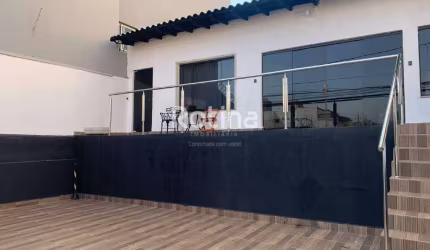 Casa Comercial para alugar, Saraiva - Uberlândia/MG - Rotina Imobiliária