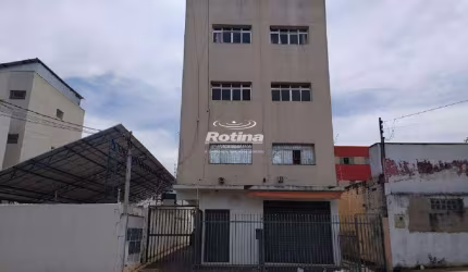 Apartamento para alugar, 4 quartos, Martins - Uberlândia/MG - Rotina Imobiliária