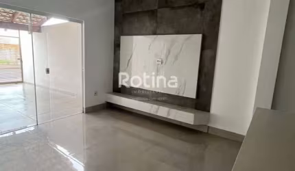 Casa para alugar, 2 quartos, Novo Mundo - Uberlândia/MG - Rotina Imobiliária