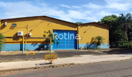 Galpão para alugar, Distrito Industrial - Uberlândia/MG - Rotina Imobiliária