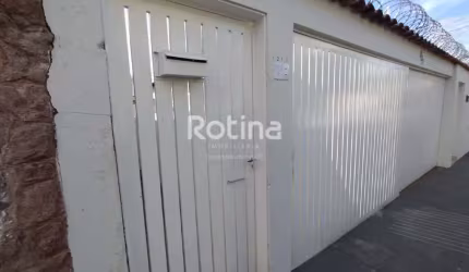 Casa para alugar, 2 quartos, Santa Mônica - Uberlândia/MG - Rotina Imobiliária