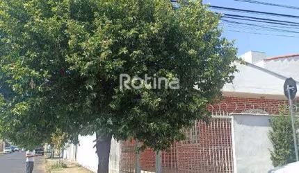 Casa para alugar, 3 quartos, Santa Mônica - Uberlândia/MG - Rotina Imobiliária