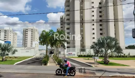 Apartamento para alugar, 2 quartos, Chacaras Tubalina e Quartel - Uberlândia/MG - Rotina Imobiliária
