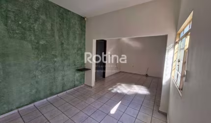 Casa para alugar, 3 quartos, Jardim das Palmeiras - Uberlândia/MG - Rotina Imobiliária