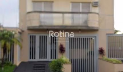 Apartamento para alugar, 3 quartos, Osvaldo Rezende - Uberlândia/MG - Rotina Imobiliária