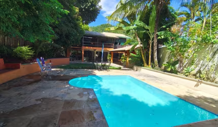 Casa ampla e aconchegante.