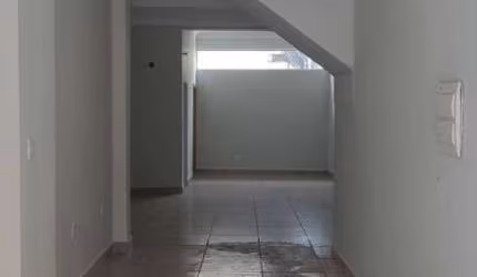 Sala para alugar na Rua 13 de Junho - Centro Sul - Cuiabá/MT