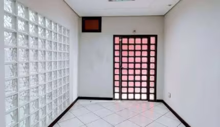 Casa comercial no Jardim Cuiabá