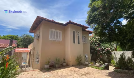 Sobrado com 7 dormitórios à venda, 325 m² por R$ 1.250.000,00 - Coxipó - Cuiabá/MT