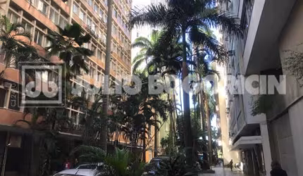 Kitnet / Stúdio à venda na Rua Paissandu, Flamengo, Rio de Janeiro, 30 m2 por R$ 450.000