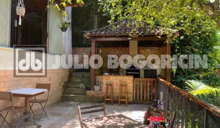 Casa em condomínio fechado com 4 quartos à venda na Rua Tobias do Amaral, Cosme Velho, Rio de Janeiro, 140 m2 por R$ 1.380.000