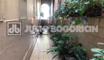 Casa em condomínio fechado com 4 quartos à venda na Rua Washington Luís, Centro, Rio de Janeiro, 207 m2 por R$ 950.000