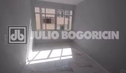 Apartamento com 2 quartos à venda na Rua Pereira da Silva, Laranjeiras, Rio de Janeiro, 45 m2 por R$ 400.000