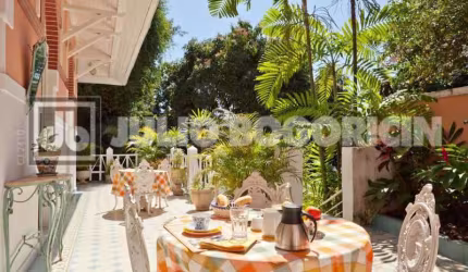 Casa com 7 quartos à venda na Rua Joaquim Murtinho, Santa Teresa, Rio de Janeiro, 309 m2 por R$ 2.300.000
