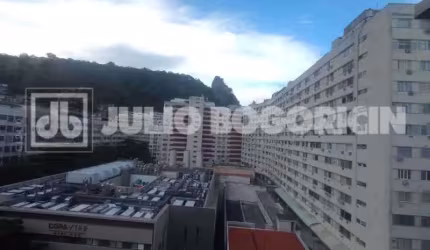 Apartamento com 2 quartos à venda na Rua Figueiredo Magalhães, Copacabana, Rio de Janeiro, 74 m2 por R$ 730.000