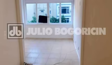 Apartamento com 3 quartos à venda na Rua Felipe de Oliveira, Copacabana, Rio de Janeiro, 110 m2 por R$ 997.000