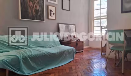 Apartamento à venda na Rua Padre Champagnat, Vila Isabel, Rio de Janeiro, 47 m2 por R$ 400.000