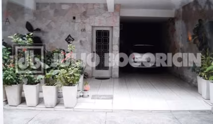 Casa em condomínio fechado com 4 quartos à venda na Rua Teodoro da Silva, Vila Isabel, Rio de Janeiro, 195 m2 por R$ 690.000