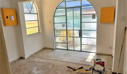 Casa com 8 quartos à venda na Rua Engenheiro Adel, Tijuca, Rio de Janeiro, 235 m2 por R$ 700.000