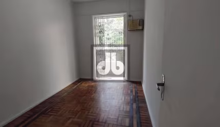 Apartamento com 2 quartos à venda na Rua Clóvis Beviláqua, Tijuca, Rio de Janeiro, 55 m2 por R$ 399.000