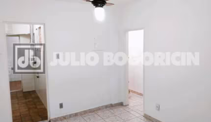 Apartamento com 3 quartos à venda na Rua Amoroso Costa, Tijuca, Rio de Janeiro, 74 m2 por R$ 330.000