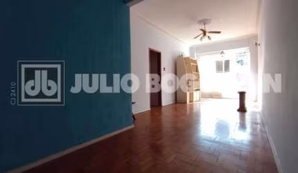 Apartamento com 3 quartos à venda na Rua Oito de Dezembro, Maracanã, Rio de Janeiro, 121 m2 por R$ 370.000