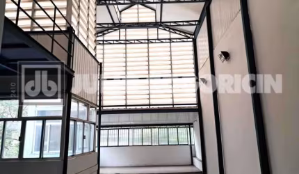 Casa comercial com 3 salas para alugar na Rua Carlos de Vasconcelos, Tijuca, Rio de Janeiro, 186 m2 por R$ 6.000