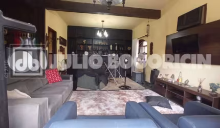 Casa com 4 quartos à venda na Rua Doutor Manuel Marreiros, Bancários, Rio de Janeiro, 120 m2 por R$ 390.000