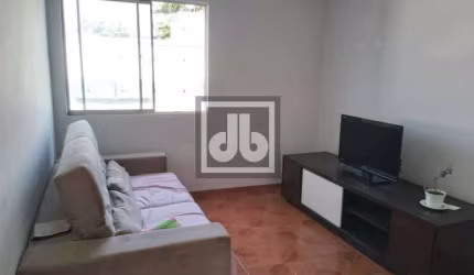 Apartamento com 3 quartos à venda na Avenida Carlos Meziano, Portuguesa, Rio de Janeiro, 67 m2 por R$ 268.000
