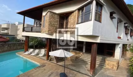 Casa em condomínio fechado com 4 quartos à venda na Rua Aureliano Pimentel, Jardim Guanabara, Rio de Janeiro, 765 m2 por R$ 1.820.000