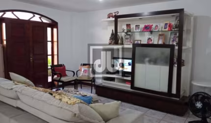 Casa em condomínio fechado com 8 quartos à venda na Rua Primeiros Sonhos, Jardim Guanabara, Rio de Janeiro, 365 m2 por R$ 1.500.000