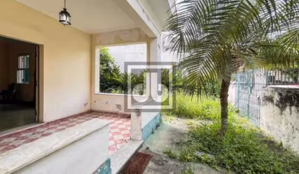 Casa com 3 quartos à venda na Rua Doutor Guapiacu, Ribeira, Rio de Janeiro, 194 m2 por R$ 1.200.000