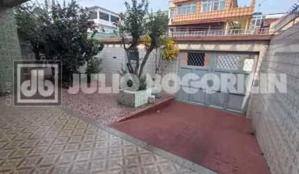 Casa com 3 quartos à venda na Rua Iguatemi, Tauá, Rio de Janeiro, 198 m2 por R$ 580.000