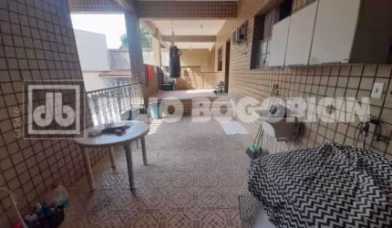 Apartamento com 3 quartos à venda na Rua Alegre, Jardim Guanabara, Rio de Janeiro, 140 m2 por R$ 520.000