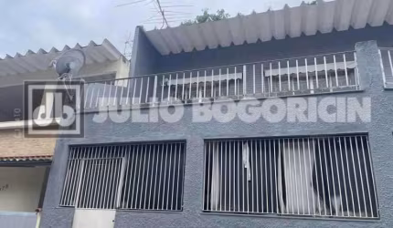 Casa com 3 quartos à venda na Rua Amanda Guimarães, Portuguesa, Rio de Janeiro, 174 m2 por R$ 650.000