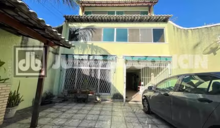 Casa com 3 quartos à venda na Rua Lausimar Laus, Portuguesa, Rio de Janeiro, 281 m2 por R$ 770.000
