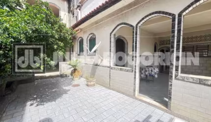 Casa com 3 quartos à venda na Rua Doutor Manuel Marreiros, Bancários, Rio de Janeiro, 119 m2 por R$ 450.000