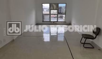 Sala comercial com 1 sala à venda na Estrada da Cacuiá, Cacuia, Rio de Janeiro, 31 m2 por R$ 135.000