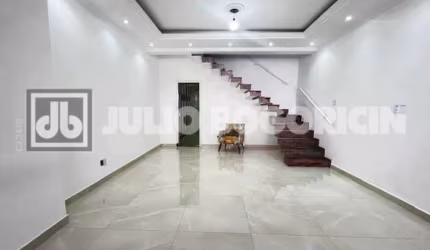 Casa em condomínio fechado com 3 quartos à venda na Estrada do Galeão, Portuguesa, Rio de Janeiro, 127 m2 por R$ 635.000