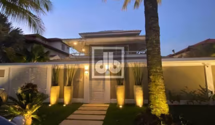 Casa em condomínio fechado com 6 quartos à venda na Rua Floriano Fontoura, Barra da Tijuca, Rio de Janeiro, 450 m2 por R$ 5.800.000