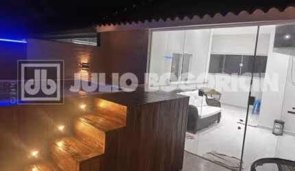 Casa em condomínio fechado com 3 quartos à venda na Rua Professor Santos Moreira, Camorim, Rio de Janeiro, 122 m2 por R$ 550.000