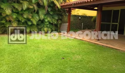 Casa em condomínio fechado com 4 quartos à venda na Avenida Adolpho de Vasconcelos, Barra da Tijuca, Rio de Janeiro, 434 m2 por R$ 2.800.000