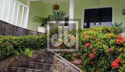 Casa em condomínio fechado com 5 quartos à venda na Rua Carmem Aguiar de Matos, Taquara, Rio de Janeiro, 183 m2 por R$ 750.000