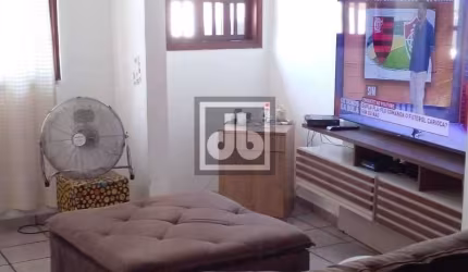 Casa em condomínio fechado com 2 quartos à venda na Rua Soldado Dirceu de Almeida, Pechincha, Rio de Janeiro, 278 m2 por R$ 590.000